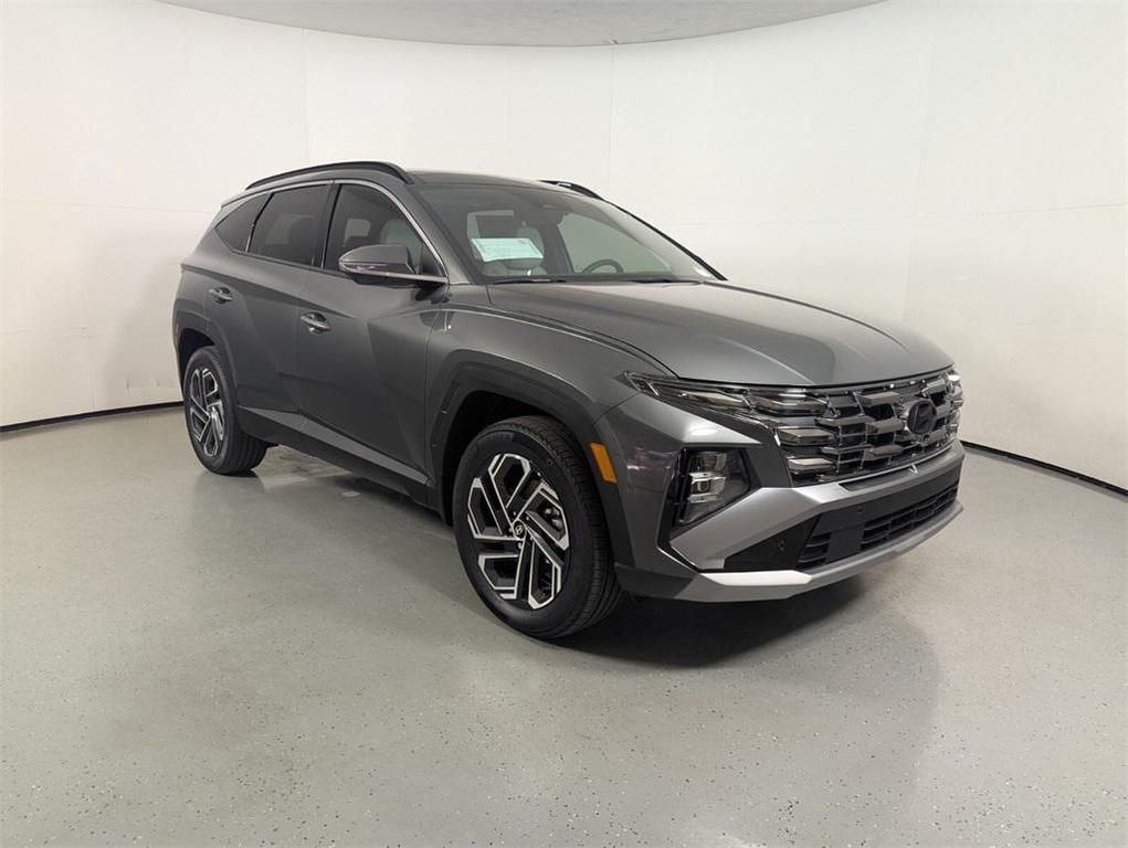 new 2025 Hyundai TUCSON Hybrid car, priced at $40,412