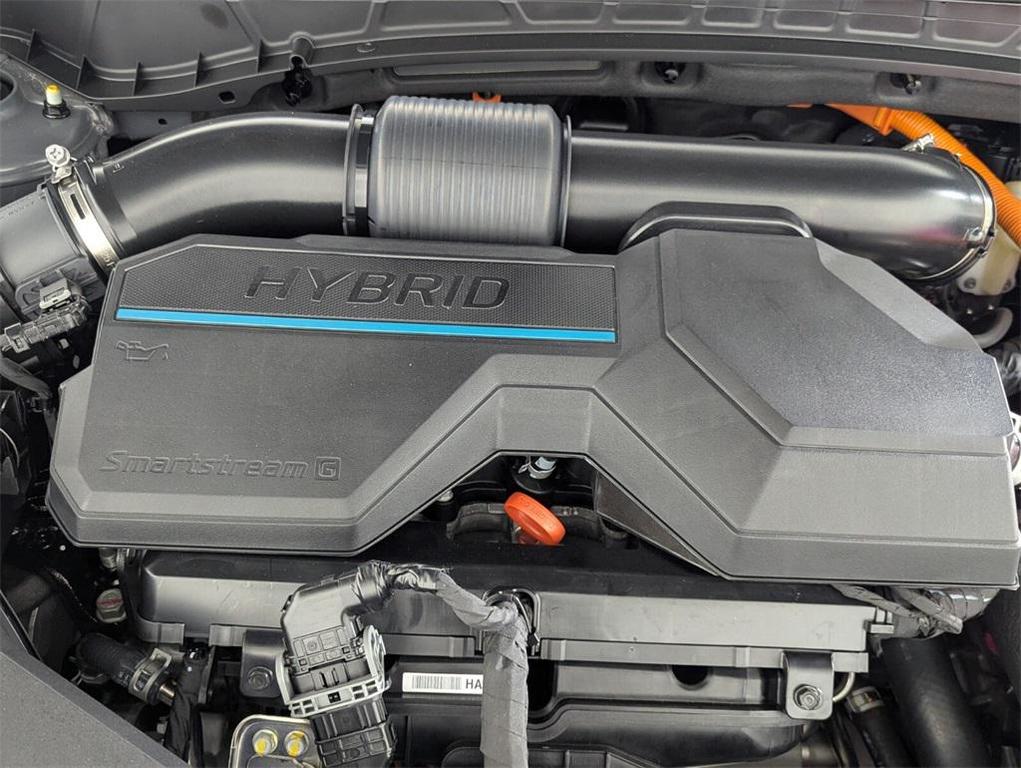 new 2025 Hyundai TUCSON Hybrid car, priced at $40,412