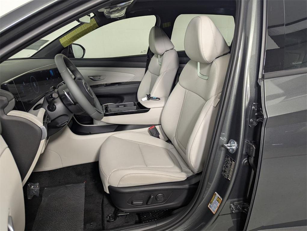 new 2025 Hyundai TUCSON Hybrid car, priced at $40,412