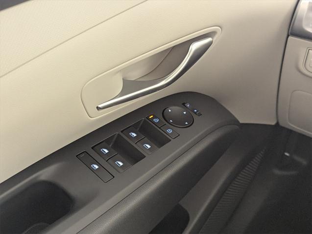 new 2025 Hyundai Tucson car, priced at $30,684