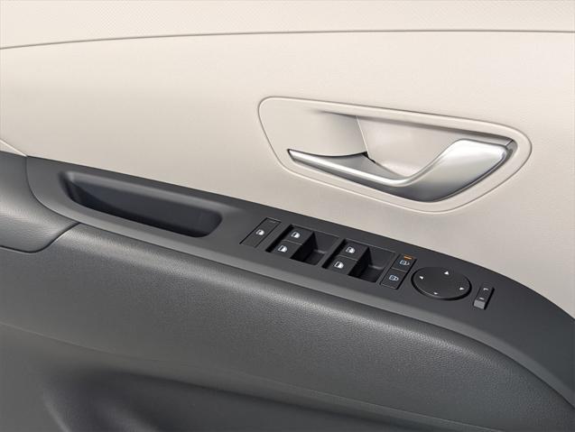 new 2025 Hyundai Tucson car, priced at $30,684