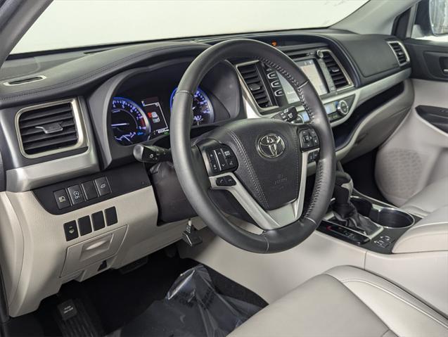 used 2019 Toyota Highlander car, priced at $20,800