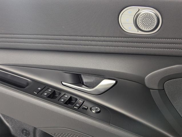 new 2025 Hyundai Elantra car, priced at $31,490