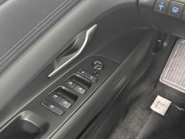 new 2025 Hyundai Elantra car, priced at $31,490