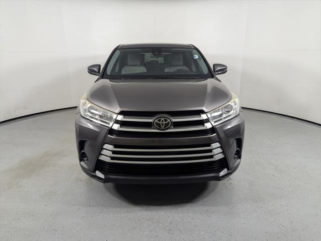 used 2017 Toyota Highlander car, priced at $17,899