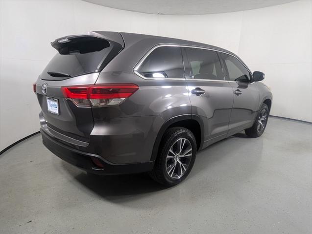 used 2017 Toyota Highlander car, priced at $17,899