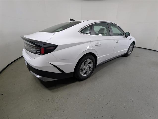 new 2025 Hyundai Sonata car, priced at $29,260