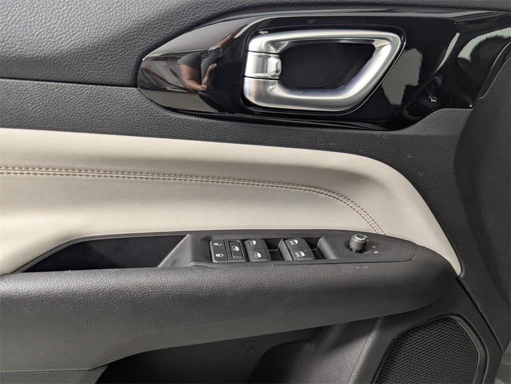 used 2022 Jeep Compass car, priced at $20,712