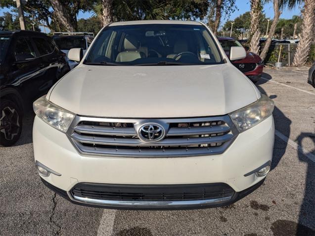 used 2013 Toyota Highlander car, priced at $18,207