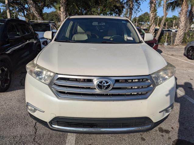 used 2013 Toyota Highlander car, priced at $18,207