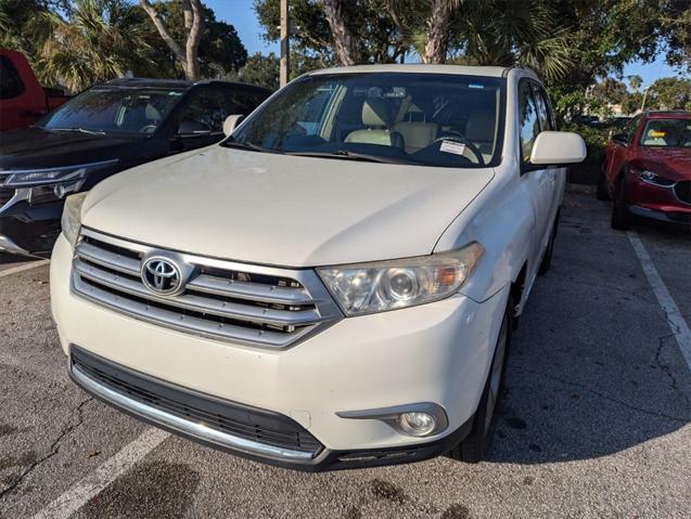 used 2013 Toyota Highlander car, priced at $18,207