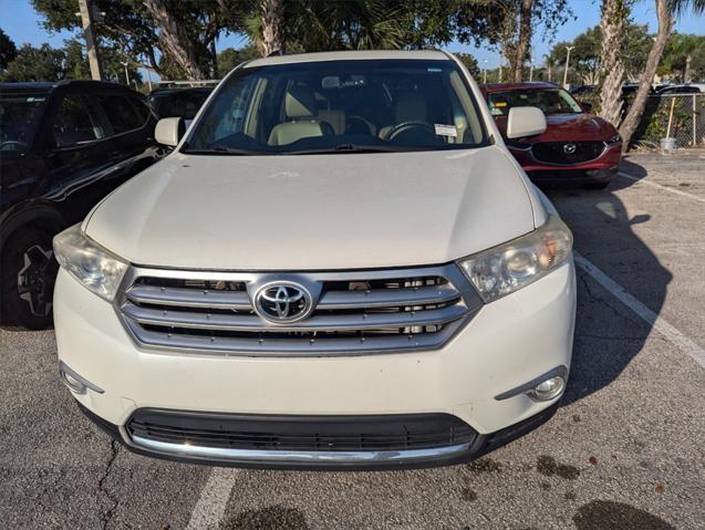 used 2013 Toyota Highlander car, priced at $18,207