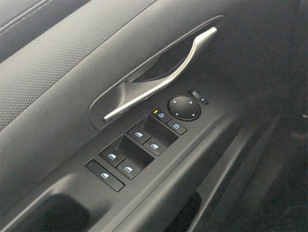new 2025 Hyundai Tucson car, priced at $31,834