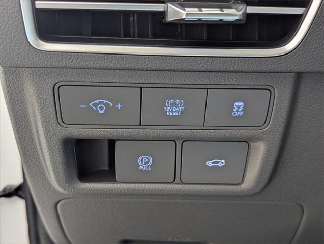 new 2025 Hyundai Sonata Hybrid car, priced at $32,569