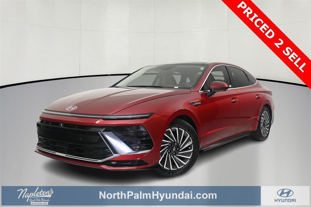 used 2024 Hyundai Sonata Hybrid car, priced at $29,132