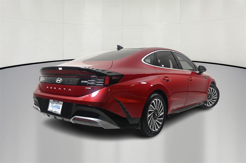 used 2024 Hyundai Sonata Hybrid car, priced at $29,132