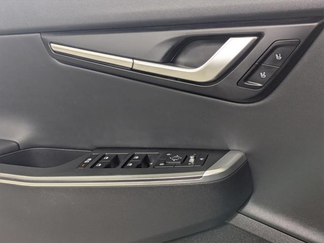 used 2022 Kia EV6 car, priced at $18,880