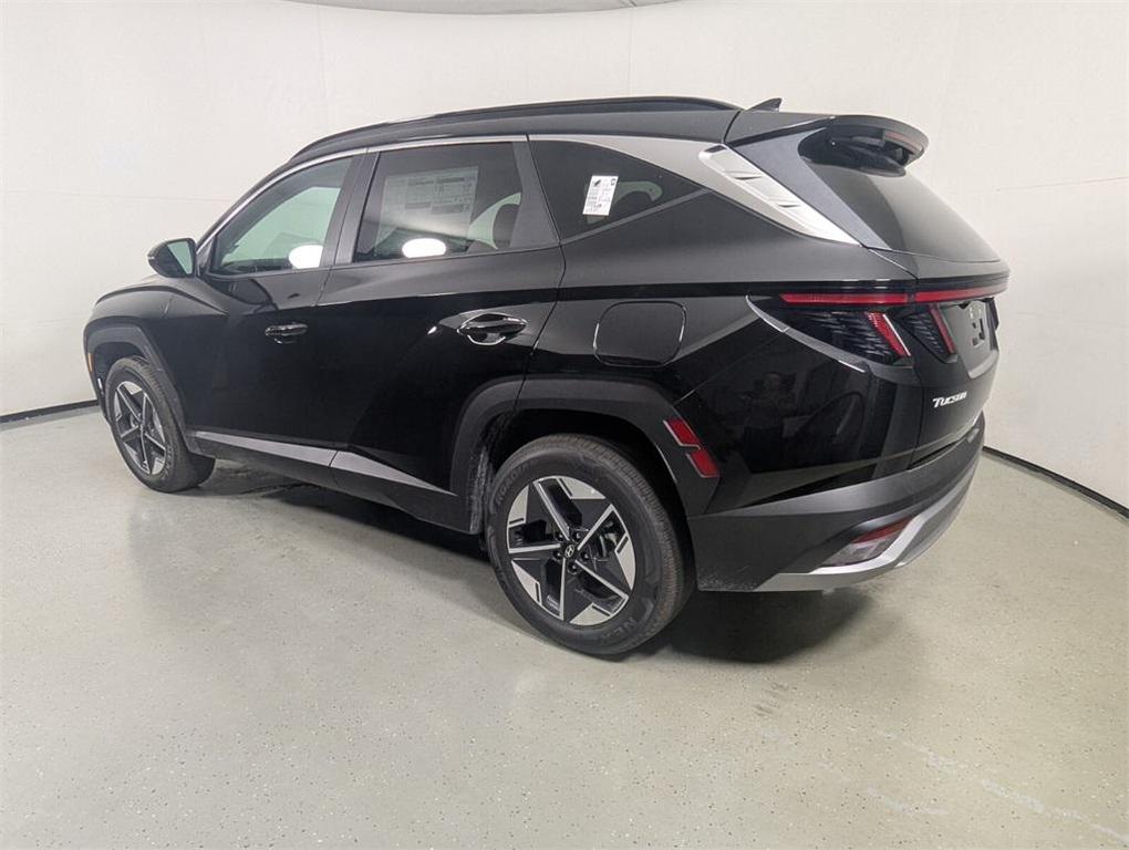 new 2025 Hyundai TUCSON Hybrid car, priced at $35,796