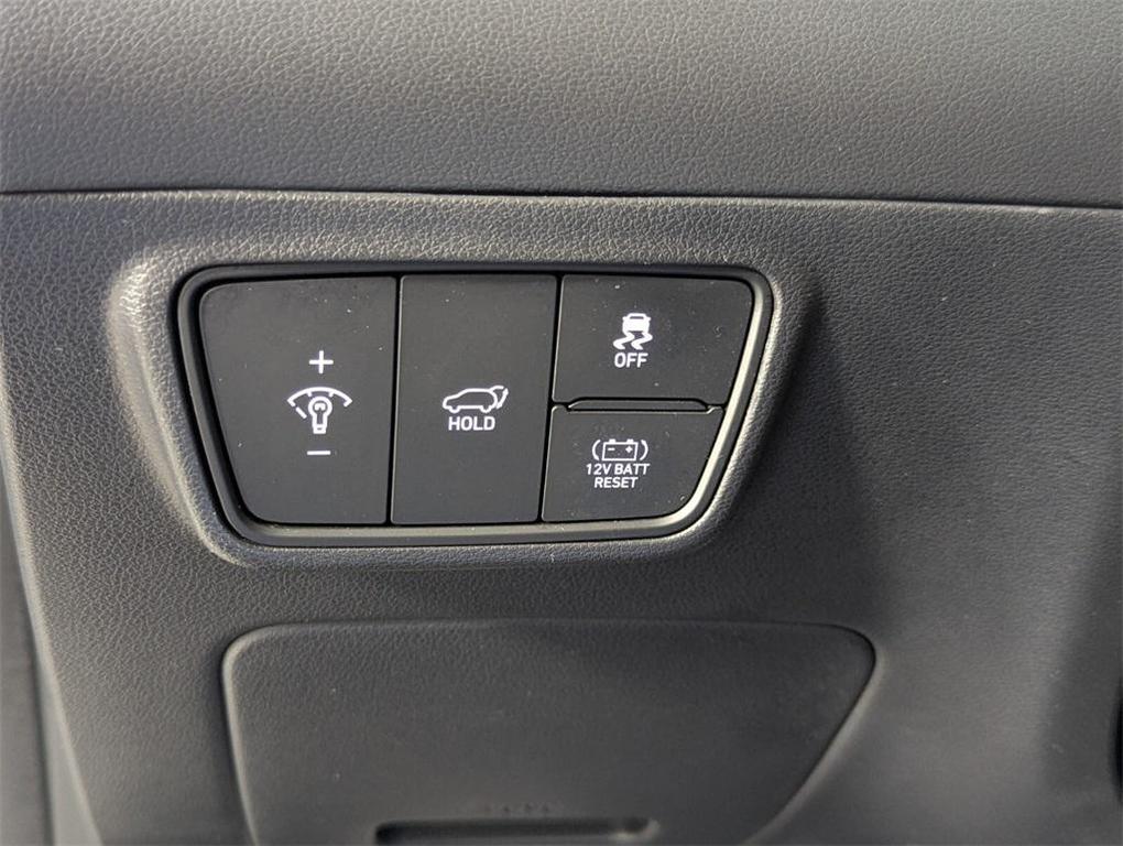 new 2024 Hyundai TUCSON Hybrid car, priced at $31,367