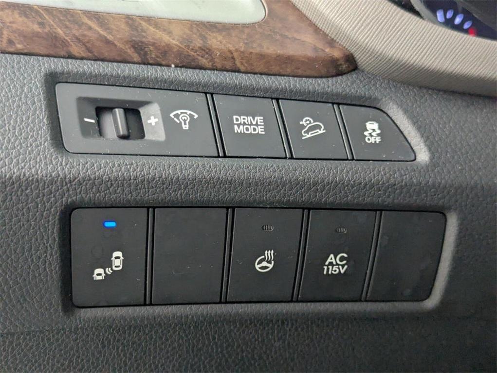used 2017 Hyundai Santa Fe car, priced at $16,329