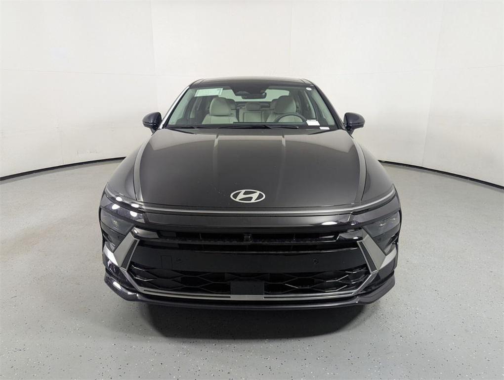 new 2025 Hyundai Sonata Hybrid car, priced at $38,443