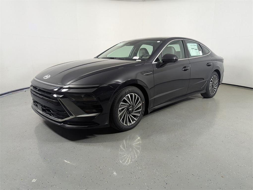 new 2025 Hyundai Sonata Hybrid car, priced at $38,443