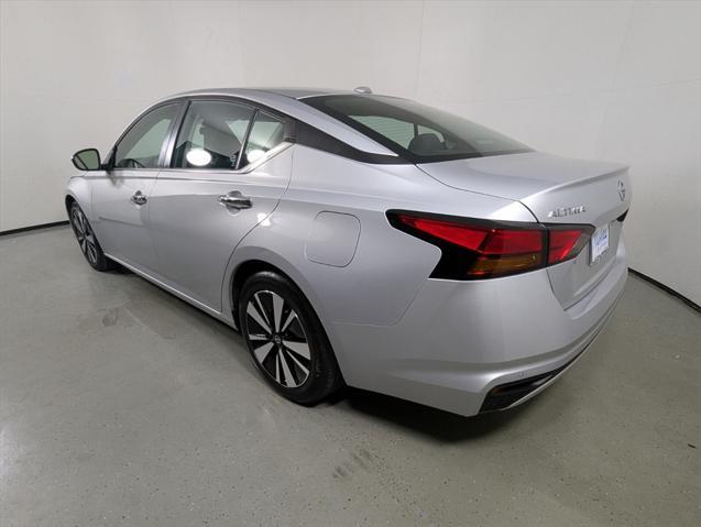 used 2022 Nissan Altima car, priced at $17,777