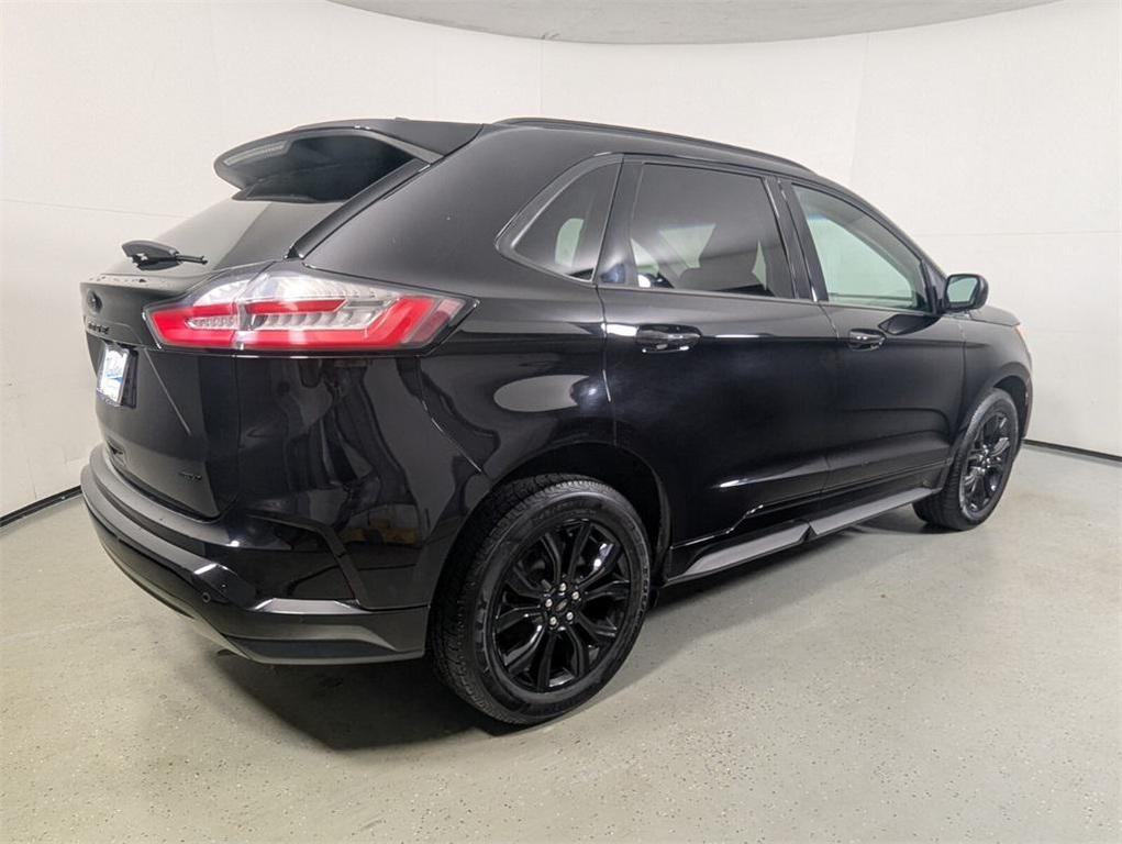 used 2022 Ford Edge car, priced at $16,847