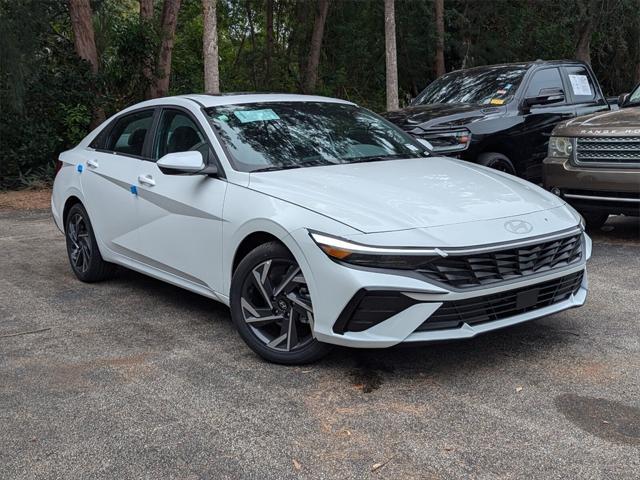 new 2025 Hyundai Elantra car, priced at $26,156