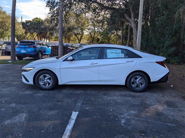 new 2025 Hyundai Elantra car, priced at $22,260