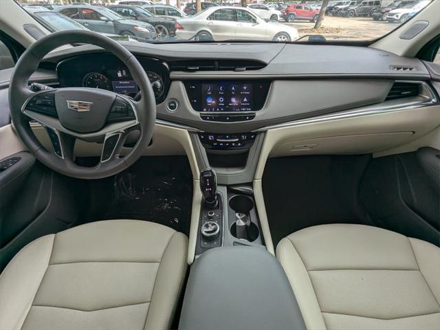 used 2020 Cadillac XT5 car, priced at $24,324