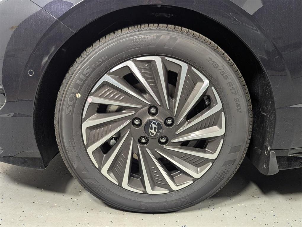 new 2025 Hyundai Sonata Hybrid car, priced at $38,443