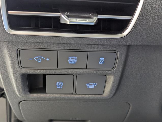 new 2025 Hyundai Sonata Hybrid car, priced at $38,443