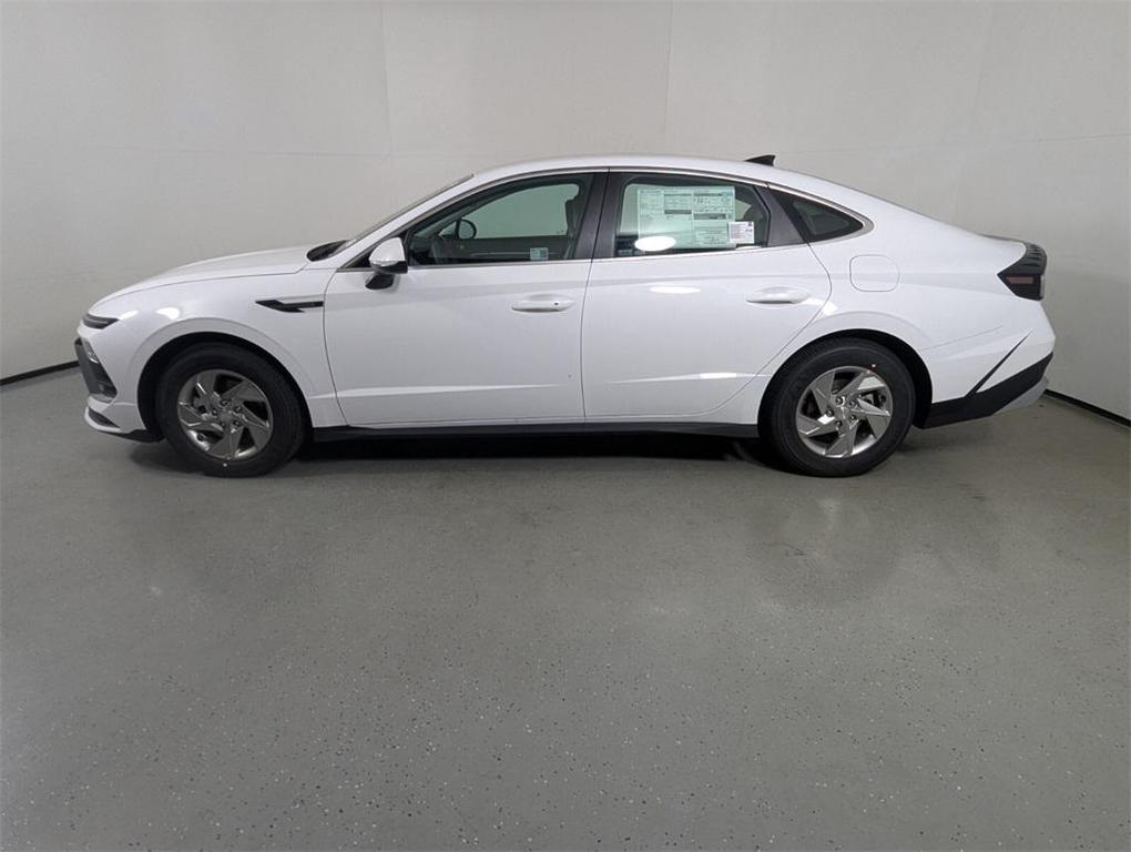 new 2025 Hyundai Sonata car, priced at $26,995