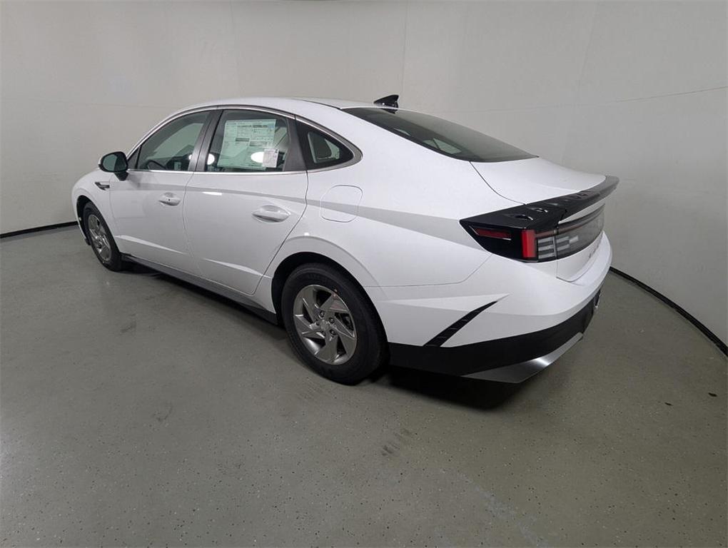 new 2025 Hyundai Sonata car, priced at $26,995