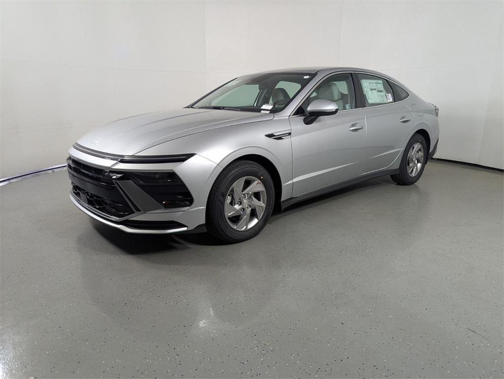 new 2025 Hyundai Sonata car, priced at $25,049
