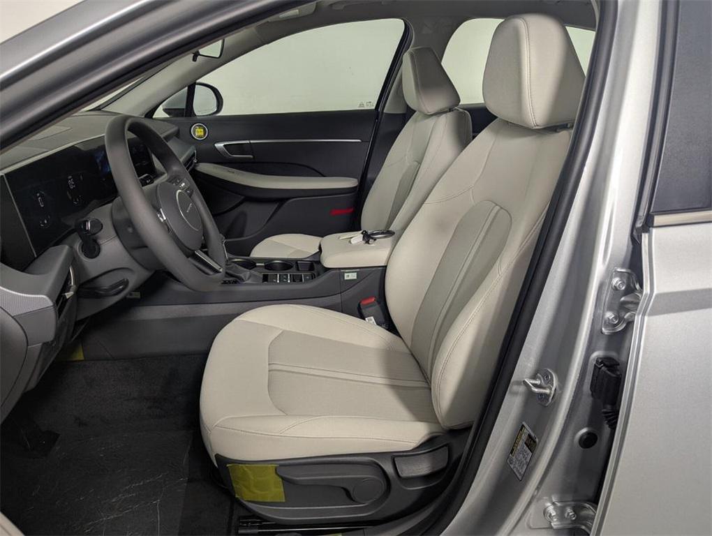 new 2025 Hyundai Sonata car, priced at $25,049