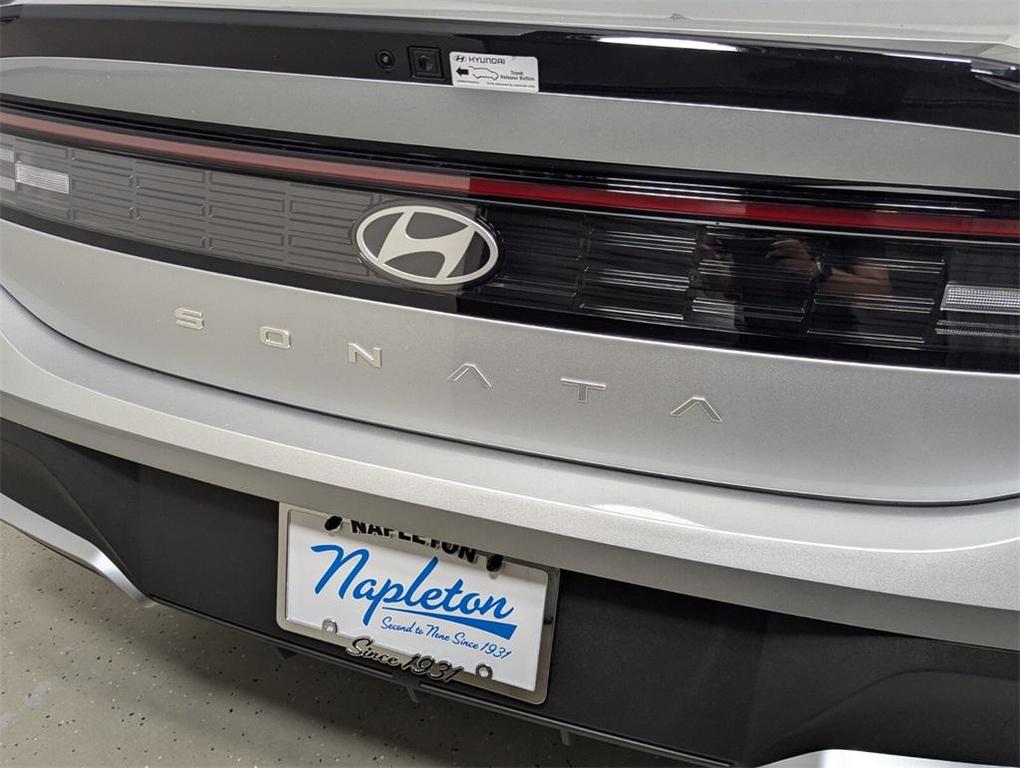 new 2025 Hyundai Sonata car, priced at $25,049