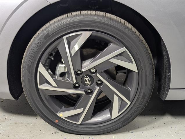 new 2025 Hyundai Elantra car, priced at $29,205