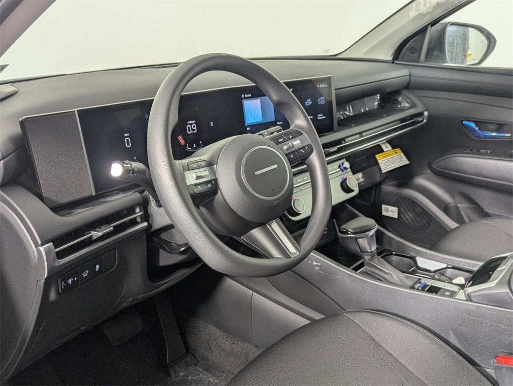 new 2025 Hyundai Tucson car, priced at $32,117