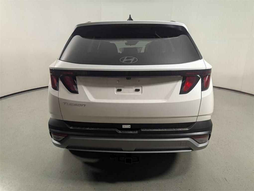 new 2025 Hyundai Tucson car, priced at $32,117