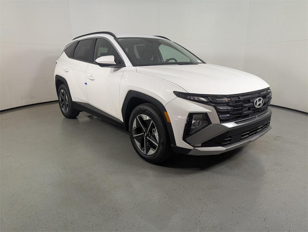 new 2025 Hyundai Tucson car, priced at $32,117