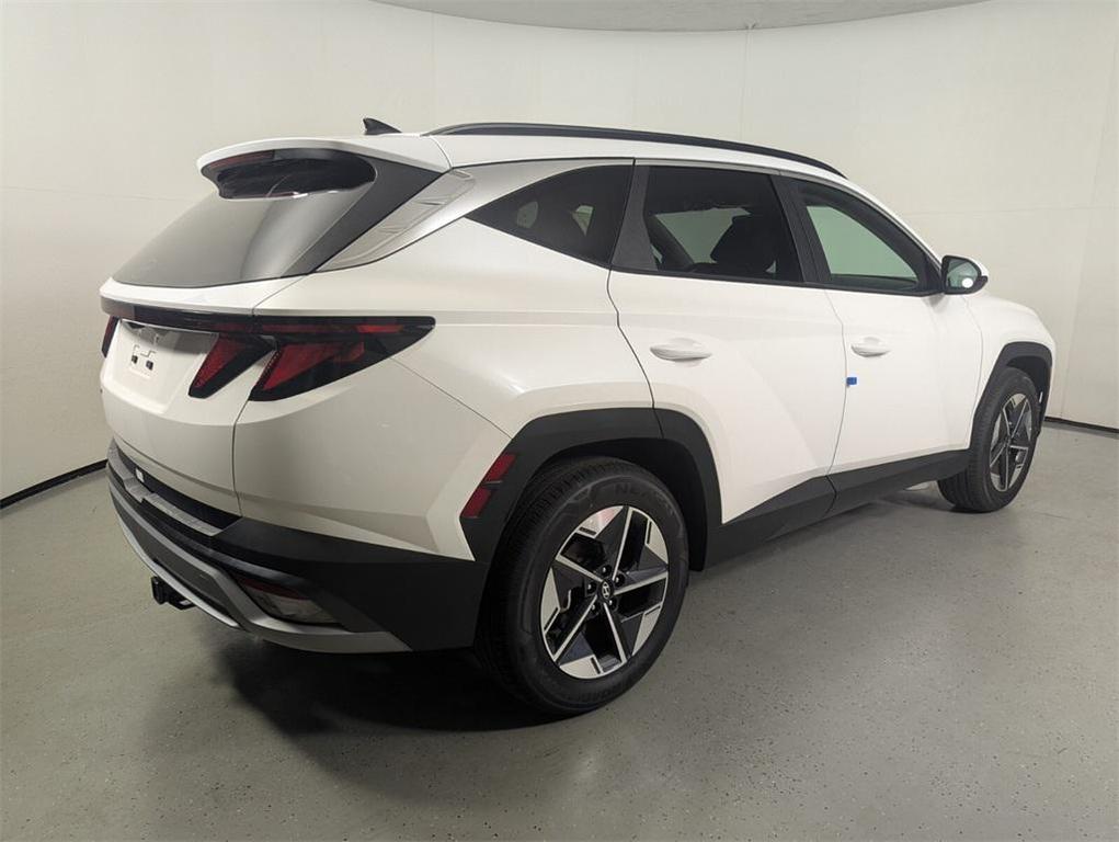 new 2025 Hyundai Tucson car, priced at $32,117