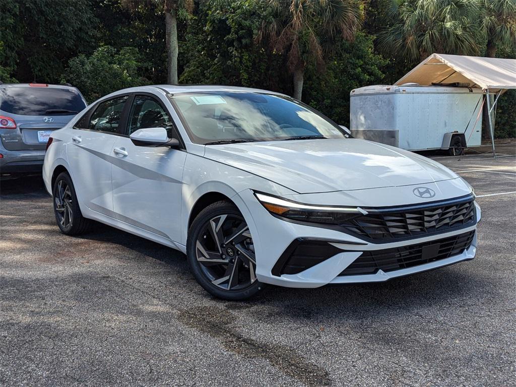 new 2025 Hyundai Elantra car, priced at $25,769