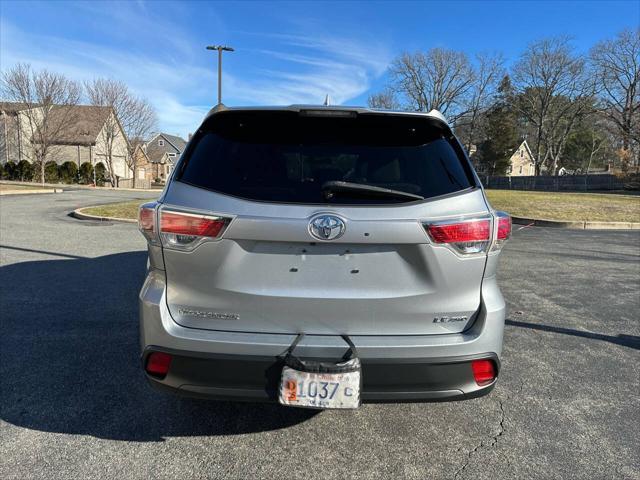 used 2015 Toyota Highlander car, priced at $15,885