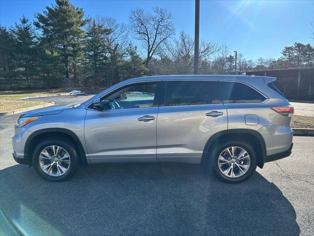 used 2015 Toyota Highlander car, priced at $15,885