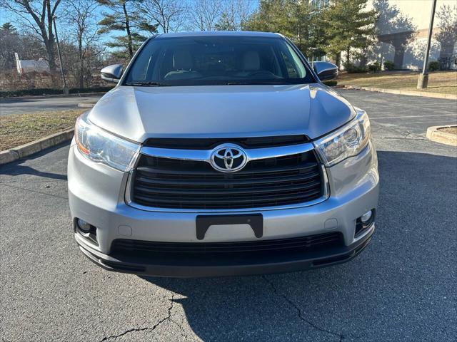 used 2015 Toyota Highlander car, priced at $15,885