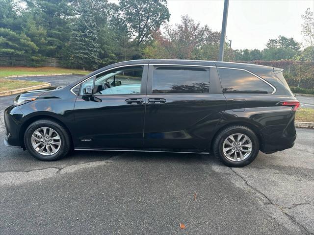 used 2021 Toyota Sienna car, priced at $28,999