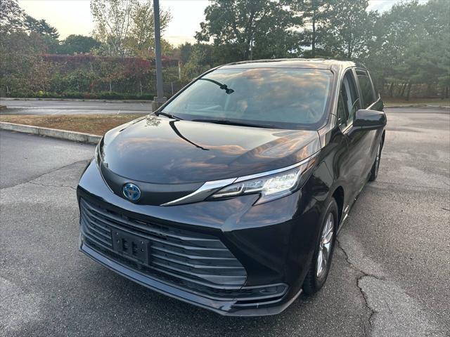 used 2021 Toyota Sienna car, priced at $28,999