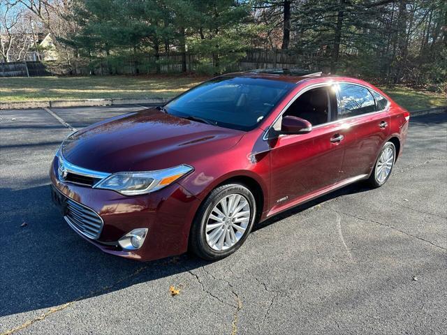 used 2014 Toyota Avalon Hybrid car, priced at $15,400